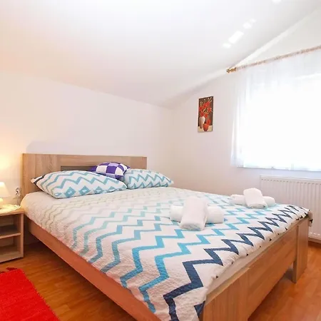 Apartment Fuer 6 Personen Ca 70 Qm In Fazana-surida, Istrien Istrische Riviera
